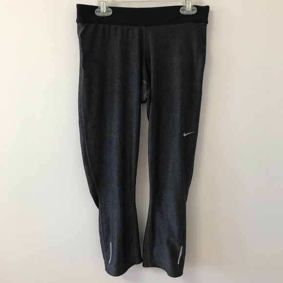 NIKE DRI FIT REFLECTIVE RUNNING CROPPED LEGGINGS - Picture 2 of 9